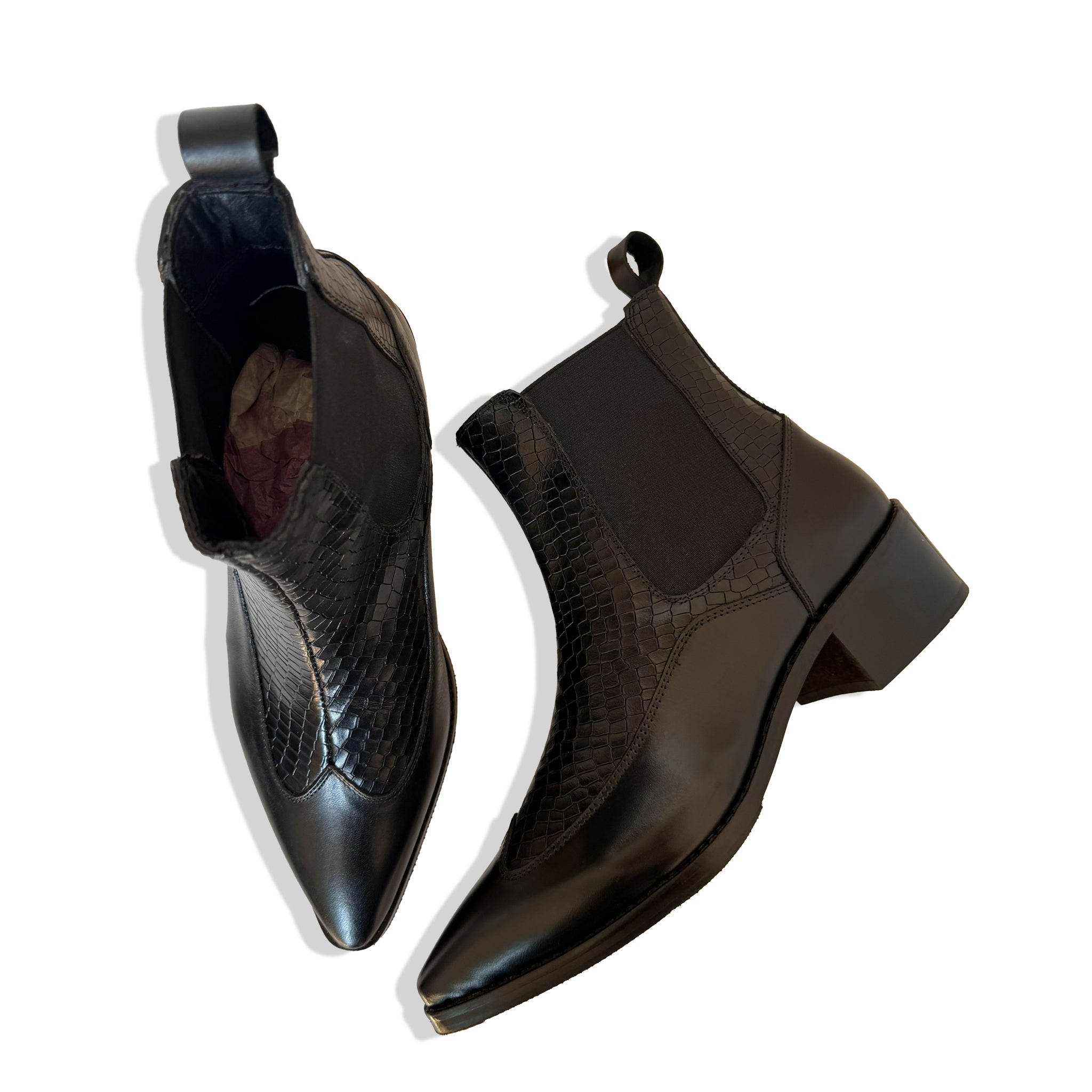 Noir Heritage Chelsea Boots
