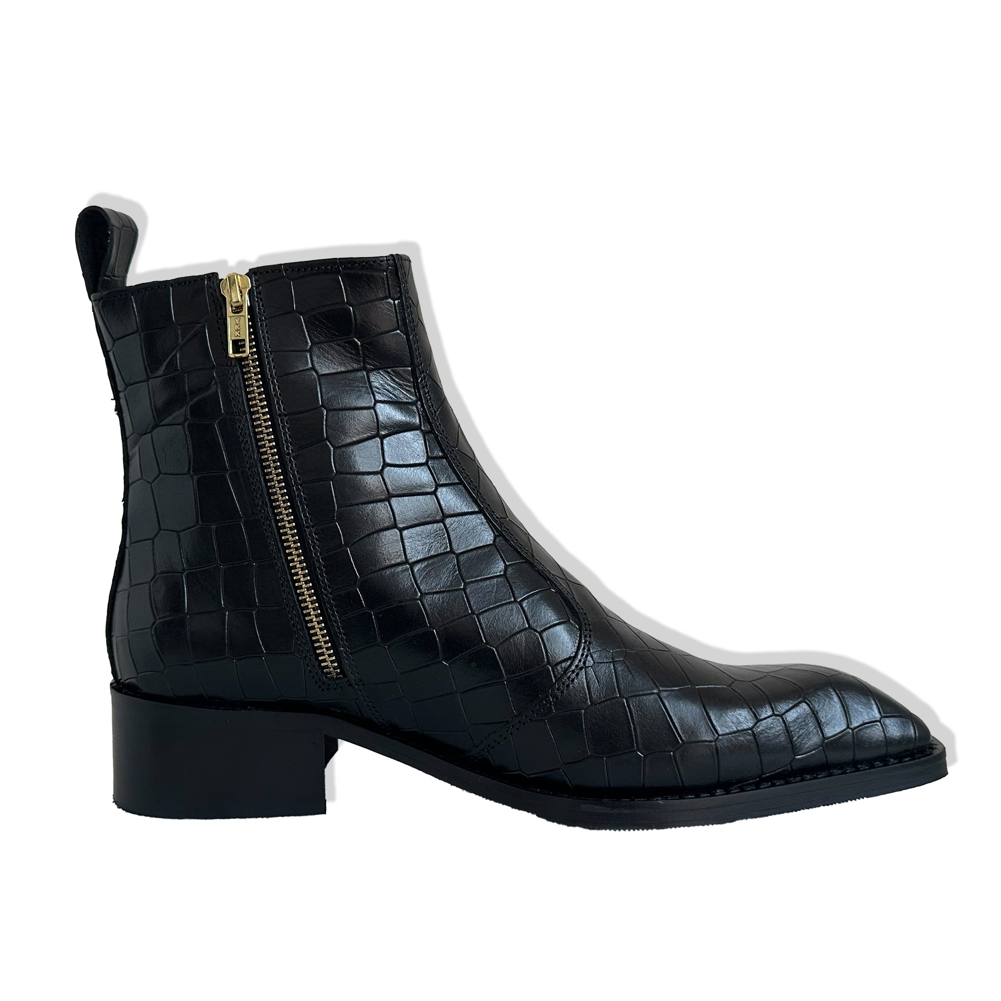 Noir Croc Chelsea Boots