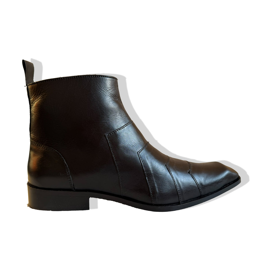 Elite Black Stitched Panel Leather Chelsea Boots